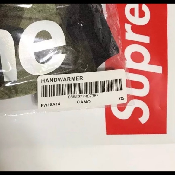 SUPREME NYC ORIGINAL HAND WARMER FLEECE FW18 camo - Picture 4 of 4